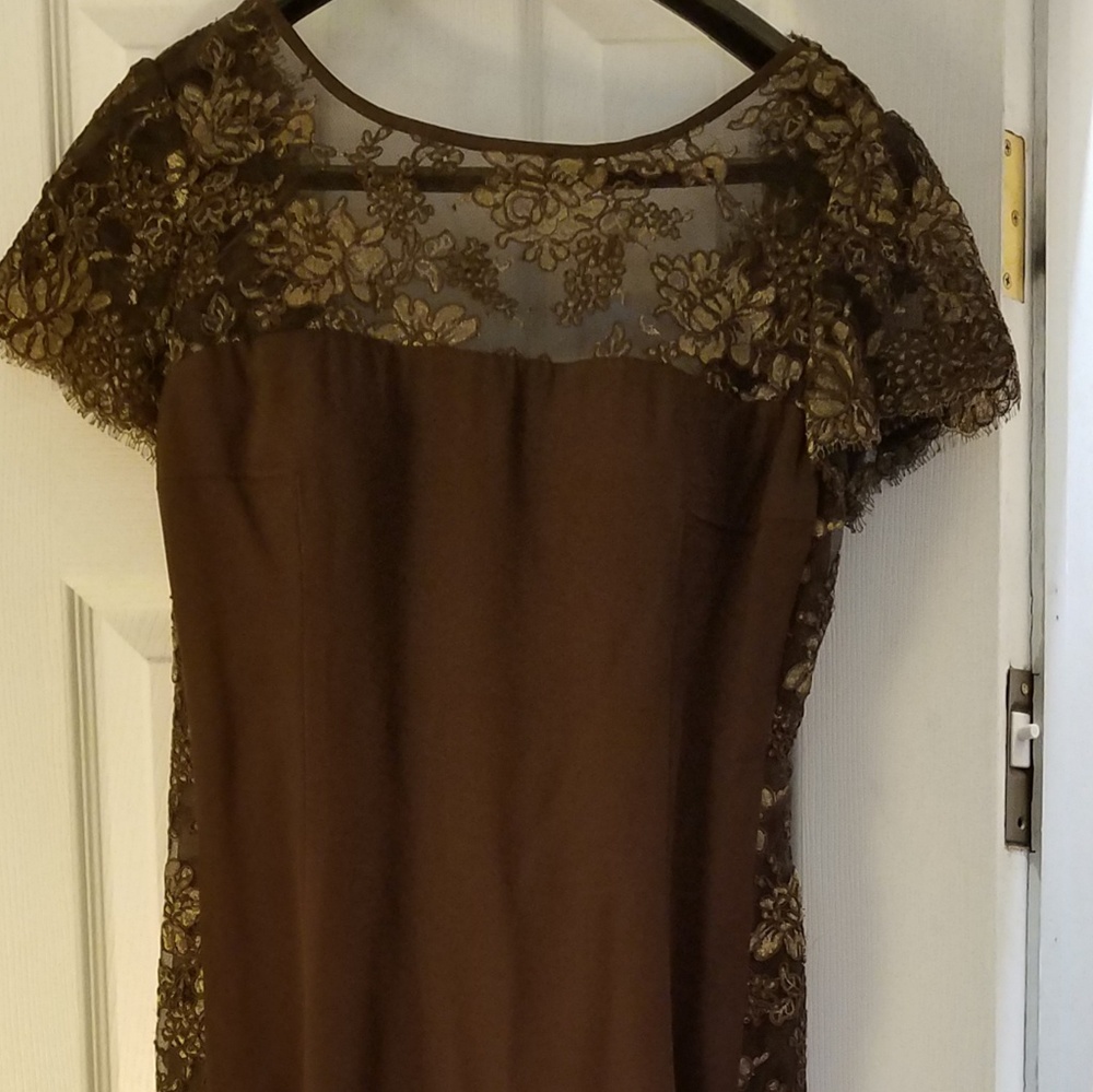 Elegant designer Evening Gown with gold lace